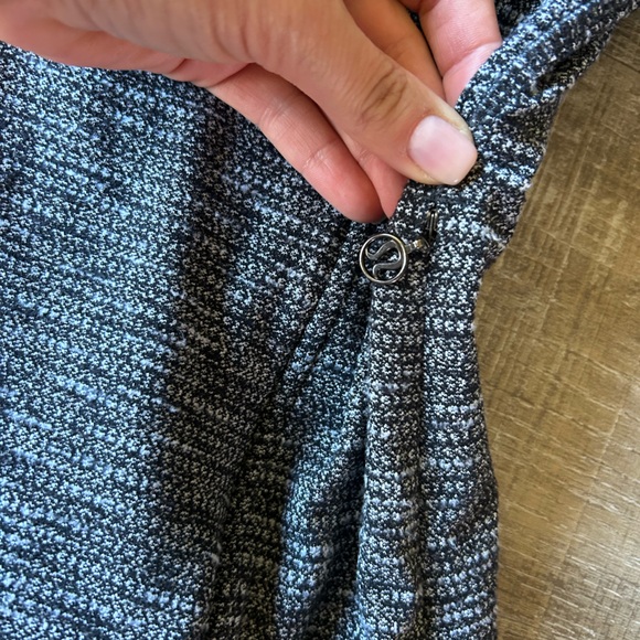 Lululemon BHAKTI Yoga JACKET women 6 Luxstreme double Zip Wrap thumbholes EUC - Picture 12 of 15